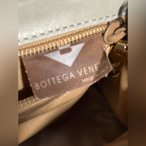 Bottega Veneta Light Sage Intrecciato Top Handle Crossbody Bag - Picture 10 of 16